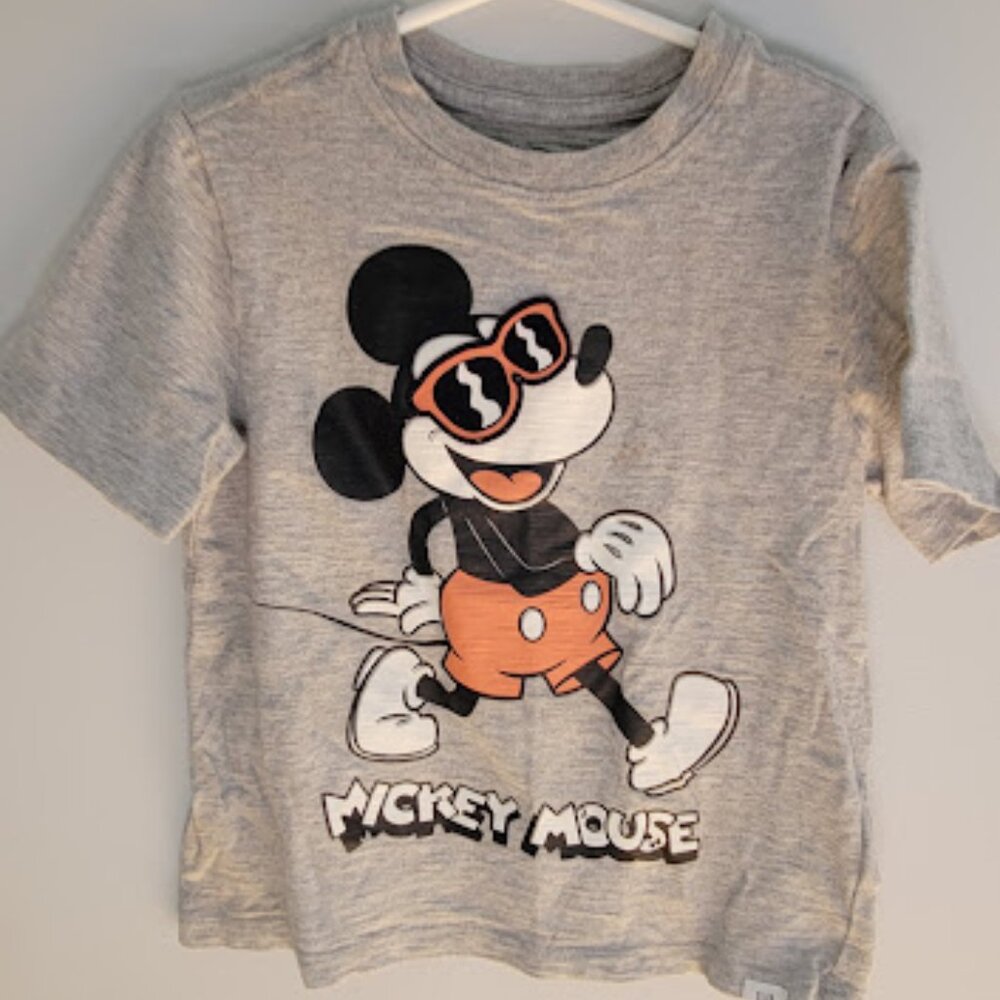 Baby Gap Disney Mickey Mouse Tee, Size 5, Short-sleeve, Gray with Mickey